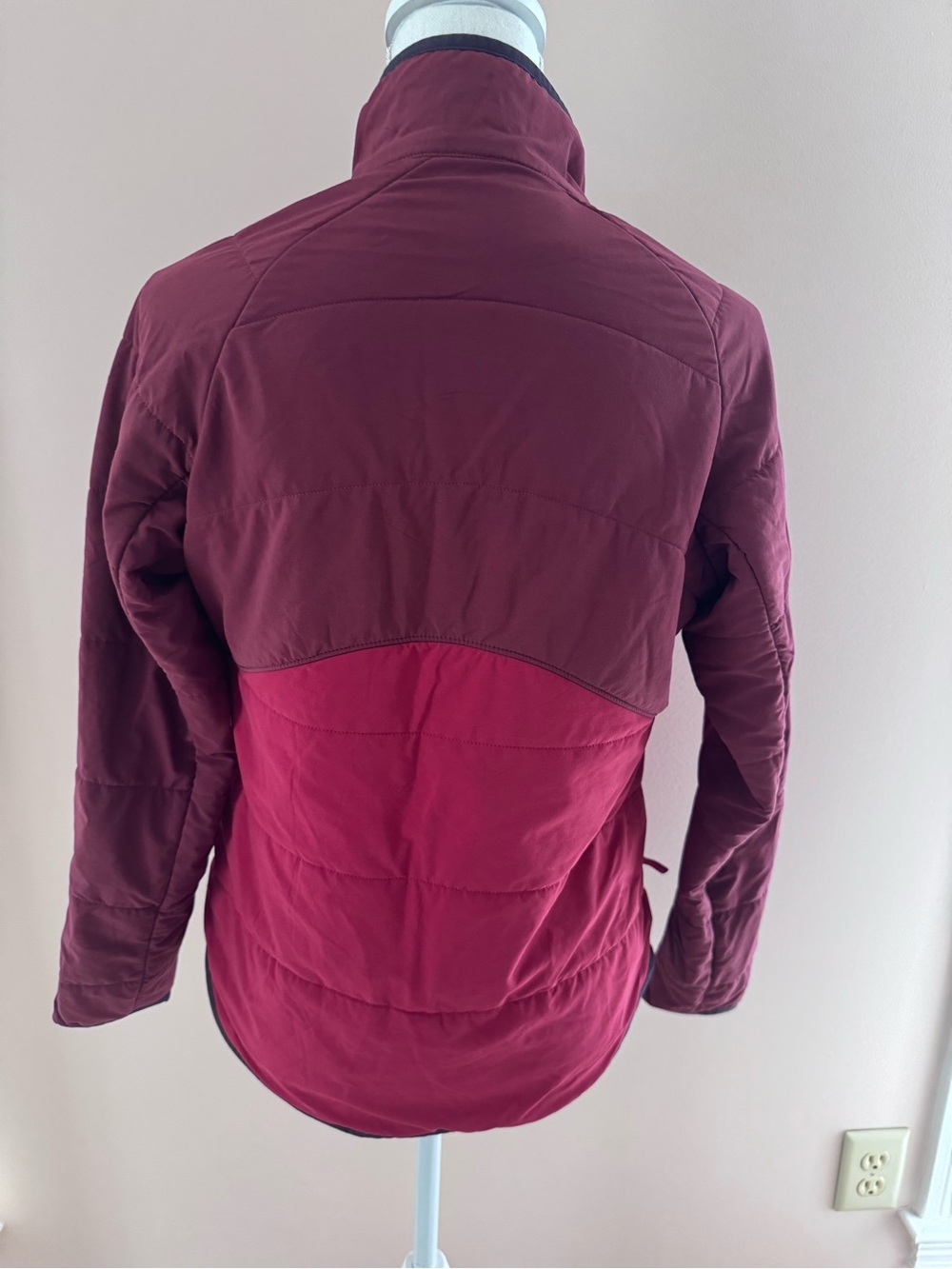 Patagonia Women's Pack in Jacket Red Burgundy Size Small - Picture 9 of 9